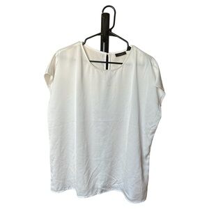 New Halogen white top